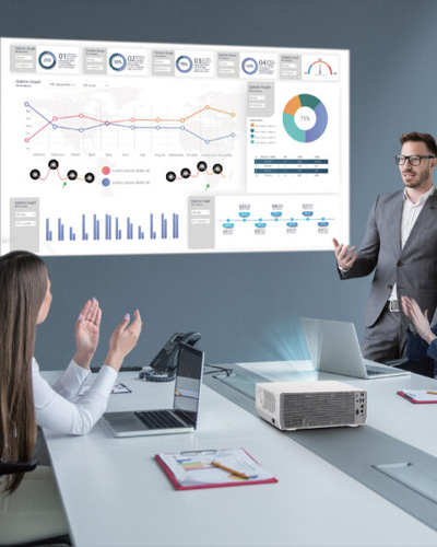 Projector and Projection Screen